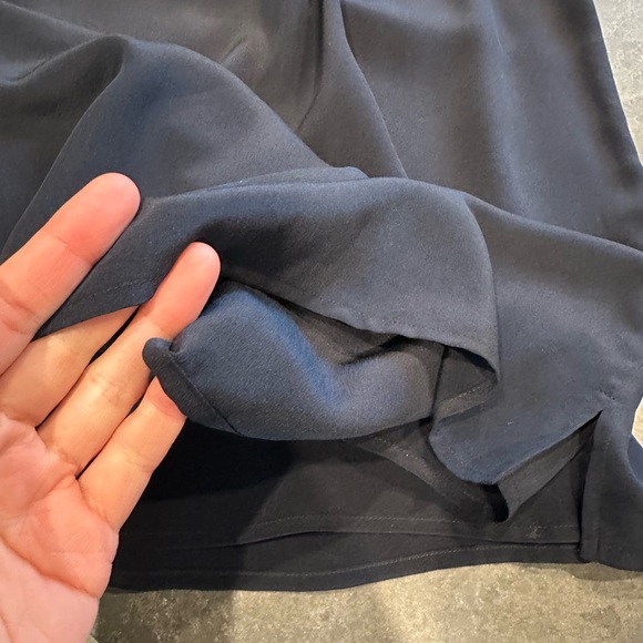 Navy silk top - Picture 4 of 6